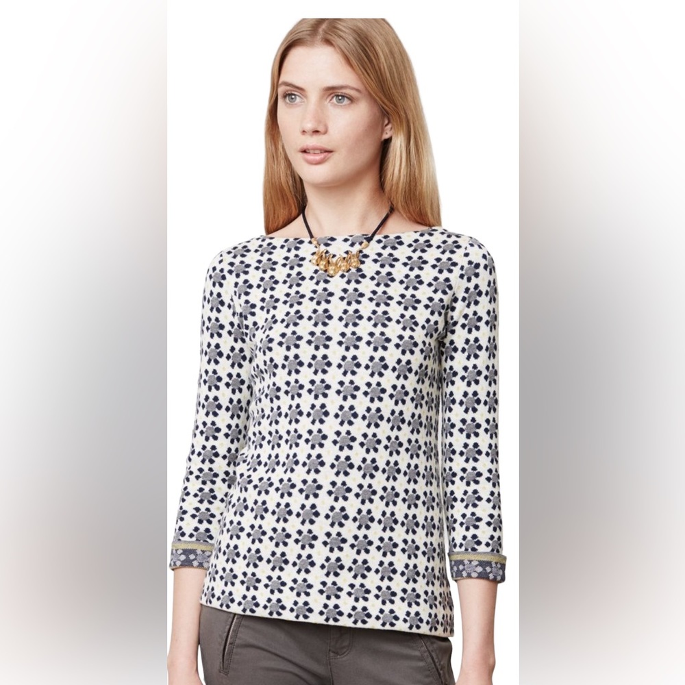 Anthropologie field of flowers light weight daisy sweater in blue size xs